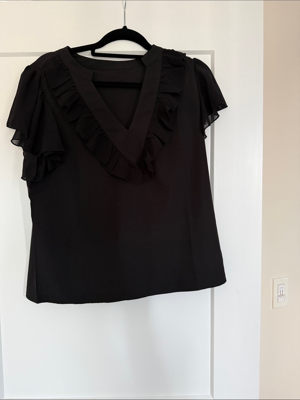 Ruffled V-Neck Short Sleeve Blouse — Black